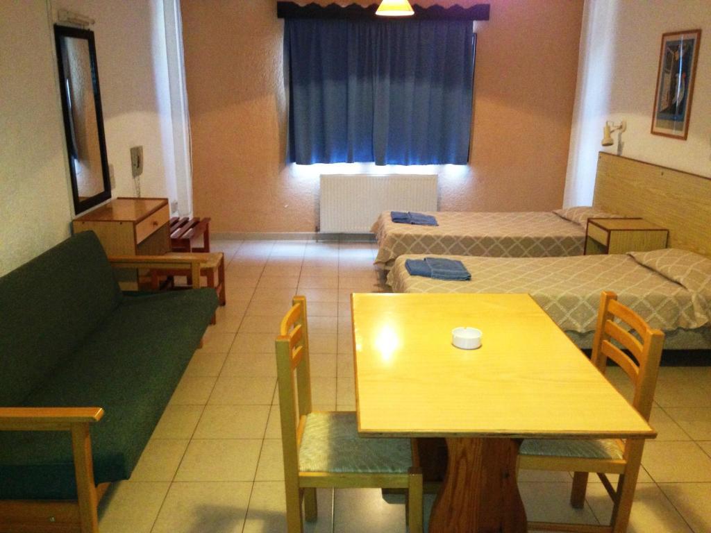 Carina Hotel Apartments Ayia Napa Room photo